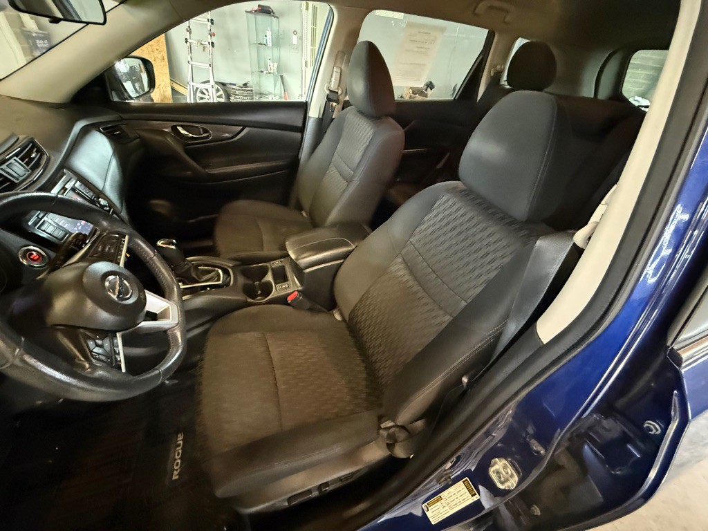 2018 Nissan Rogue Image 12