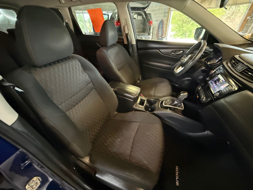 2018 Nissan Rogue Image 21