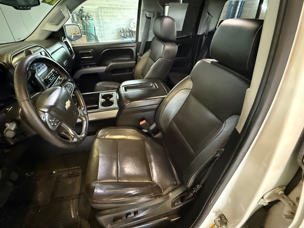 2015 Chevrolet Silverado 1500 Image 11