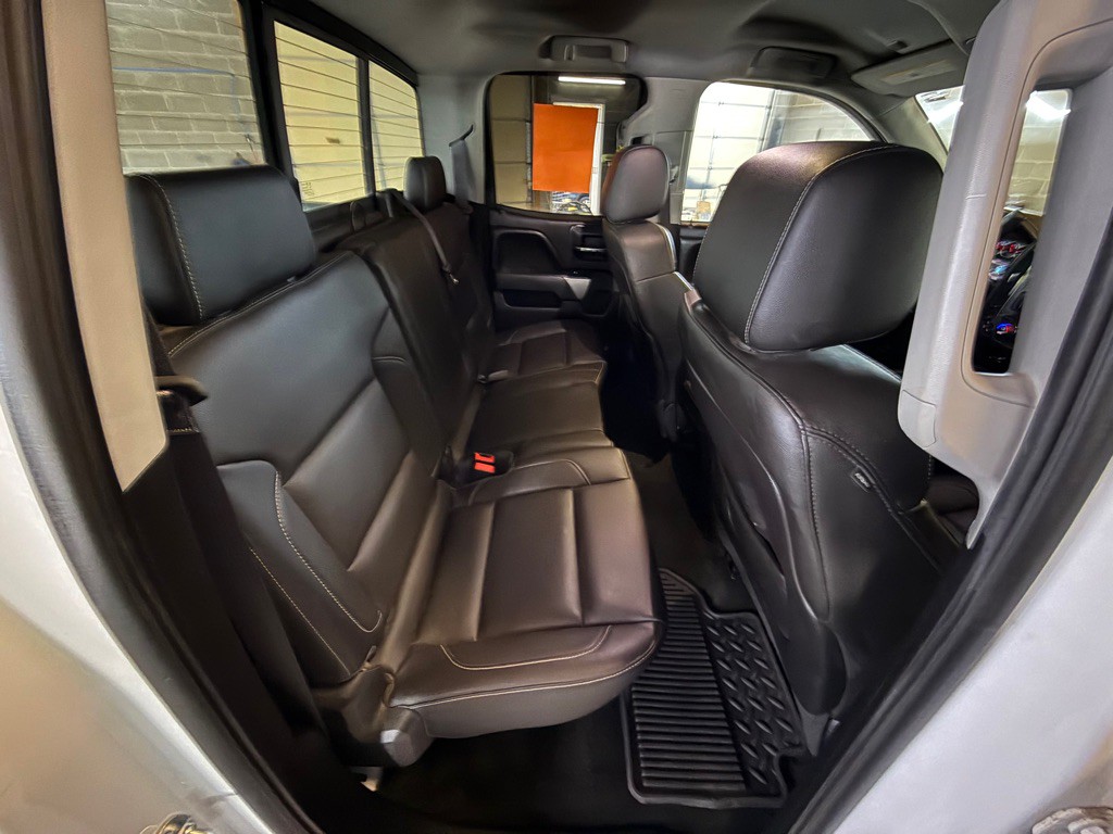 2015 Chevrolet Silverado 1500 Image 18