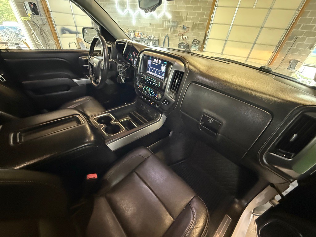 2015 Chevrolet Silverado 1500 Image 20