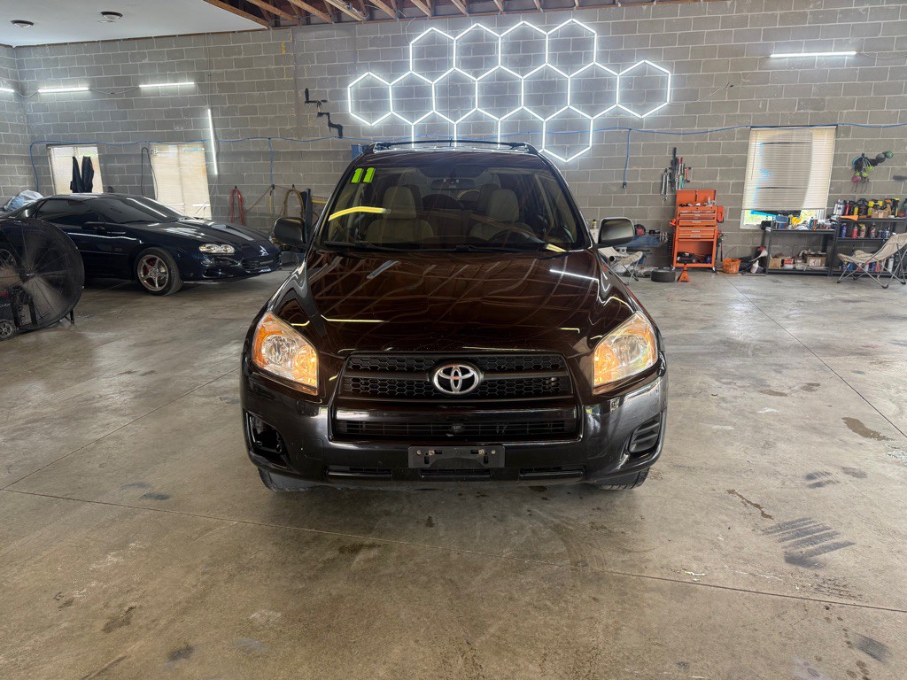 2011 Toyota Rav4 Image 2