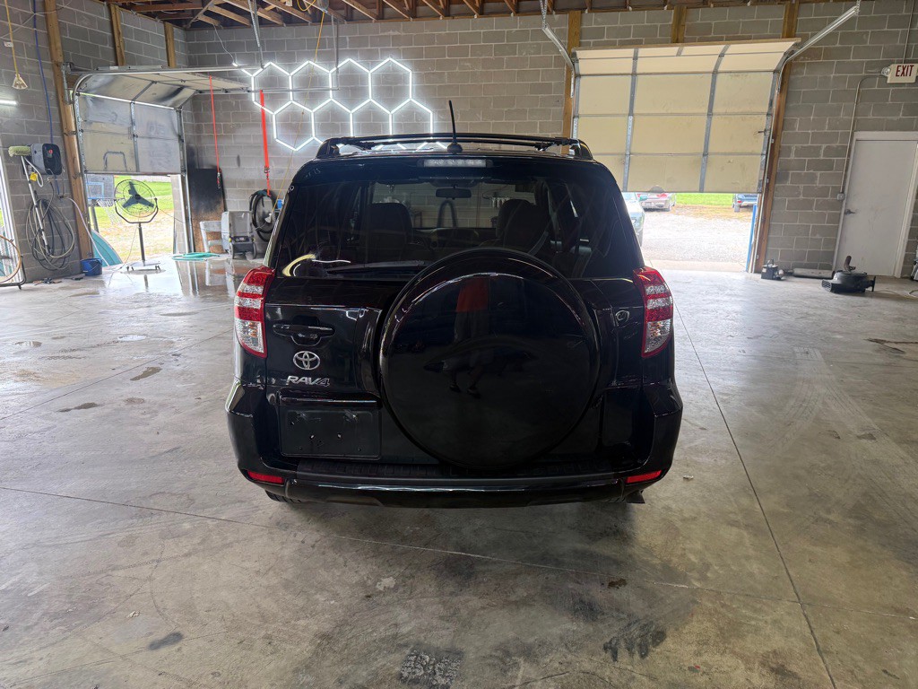 2011 Toyota Rav4 Image 6