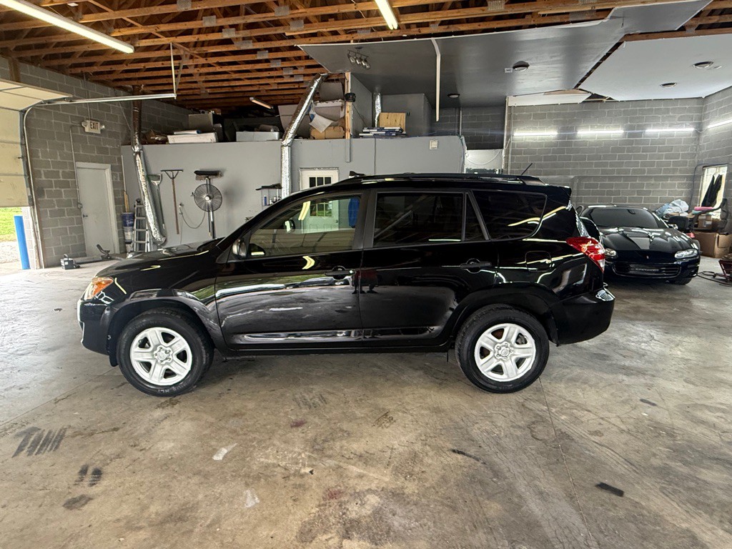 2011 Toyota Rav4 Image 8