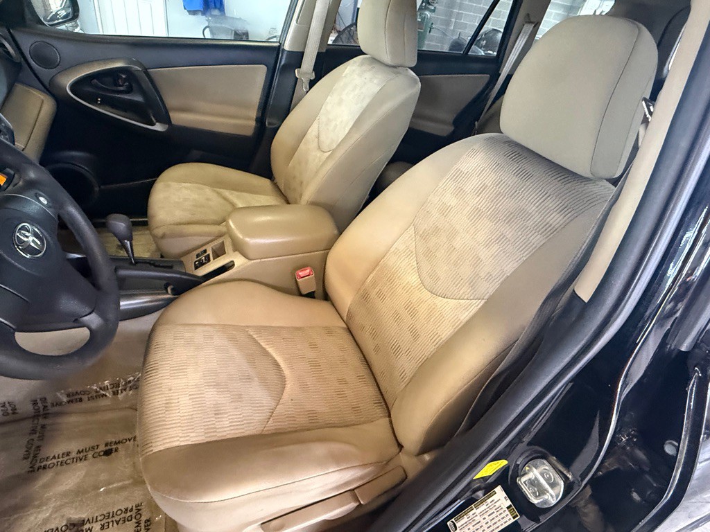 2011 Toyota Rav4 Image 12