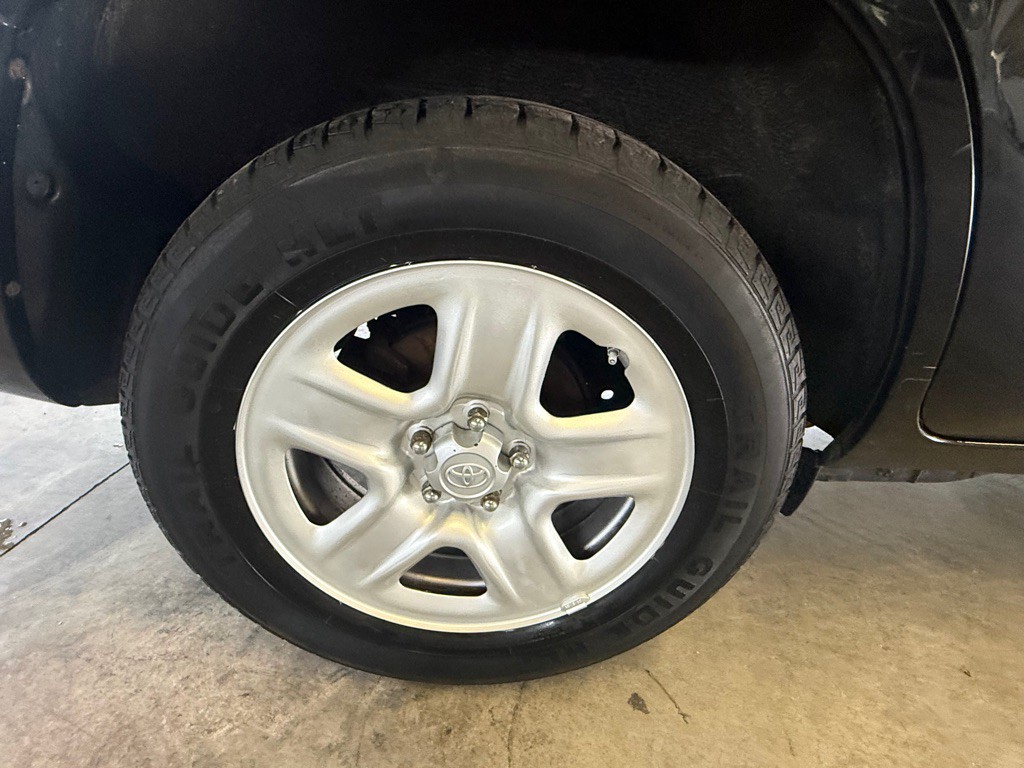 2011 Toyota Rav4 Image 25