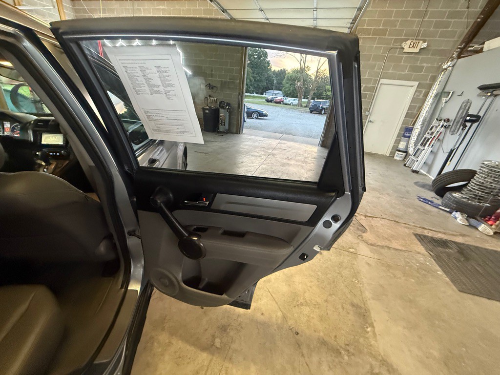 2011 Honda CR-V Image 19