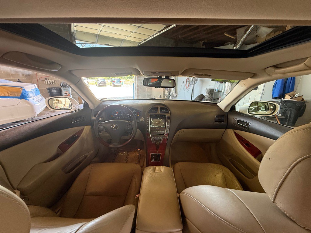 2008 Lexus ES Image 17