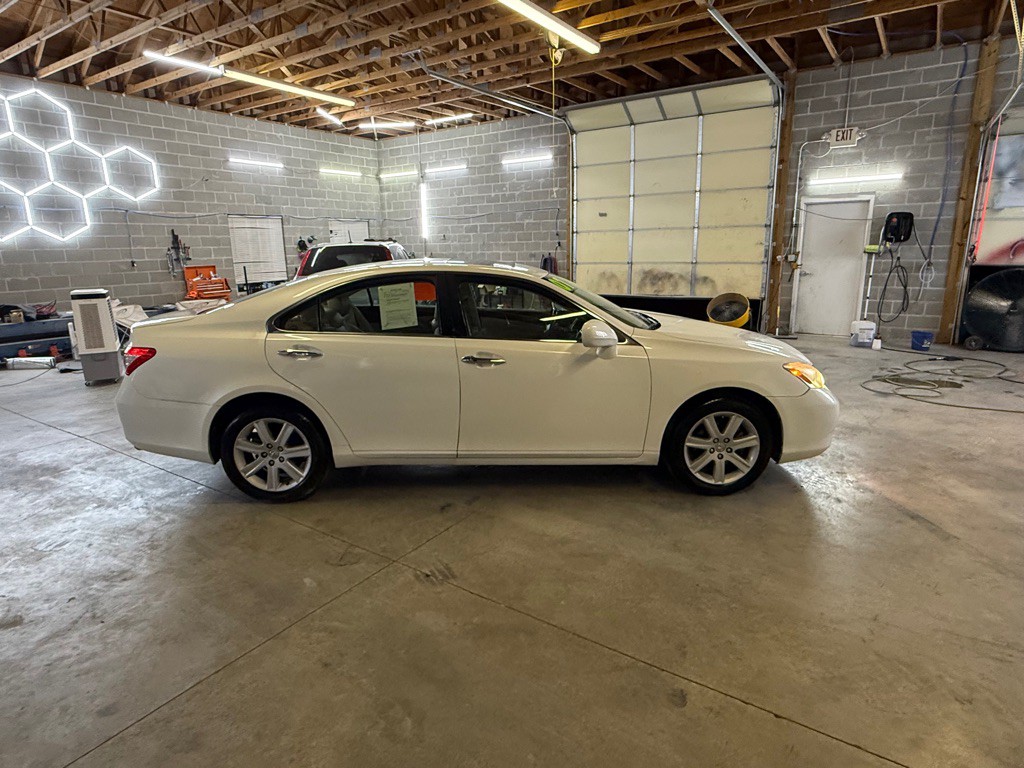 2007 Lexus ES Image 4