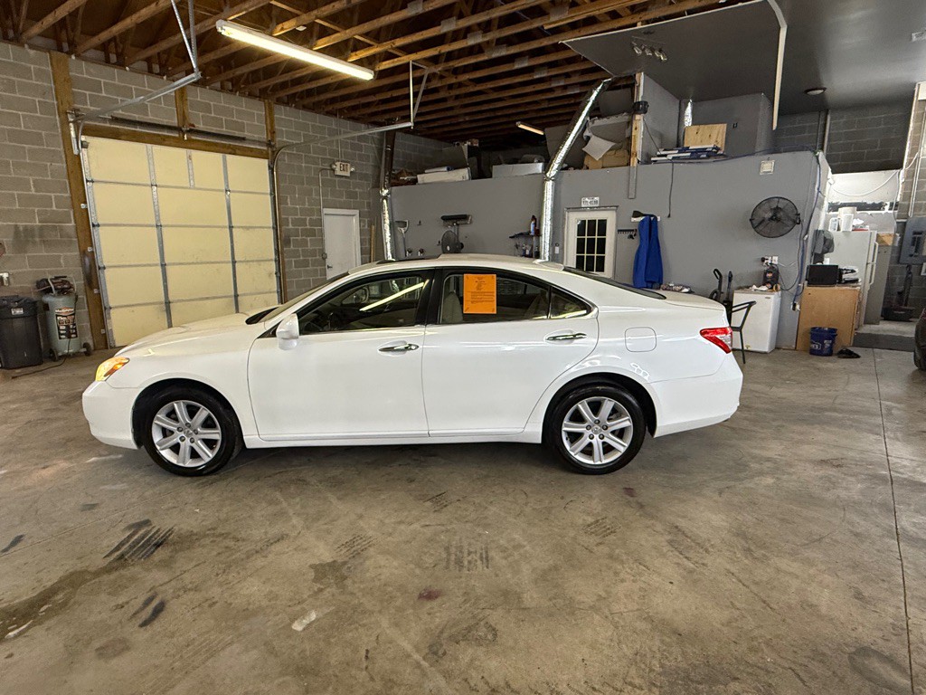2007 Lexus ES Image 8