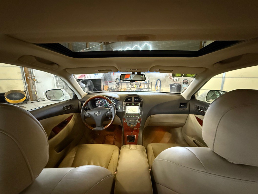2007 Lexus ES Image 19