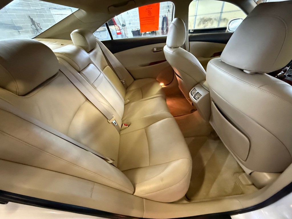 2007 Lexus ES Image 21