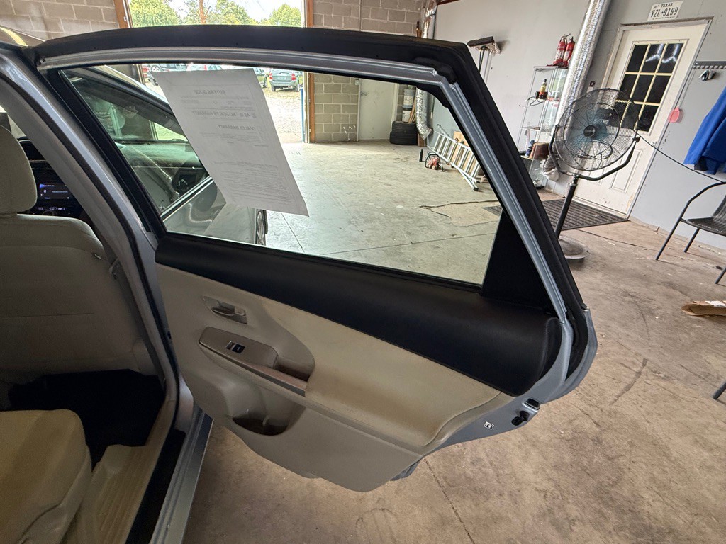 2012 Toyota Prius Image 19