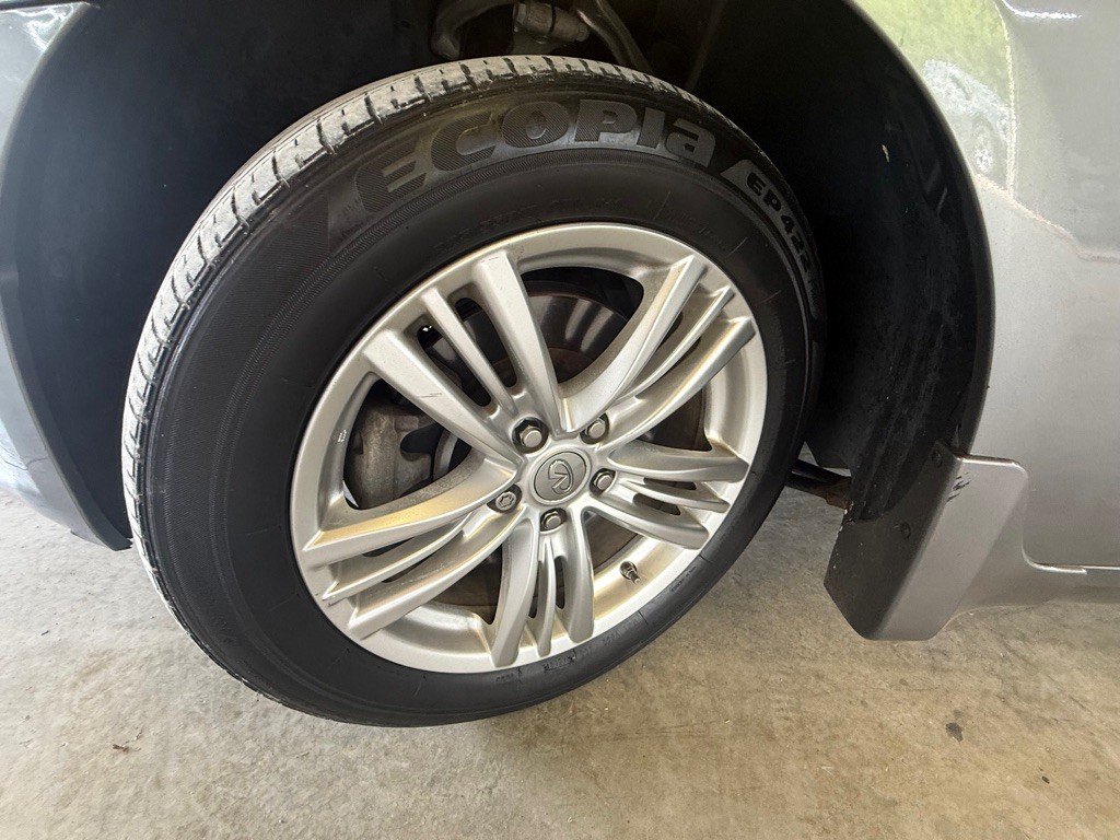 2011 INFINITI G25 Image 25
