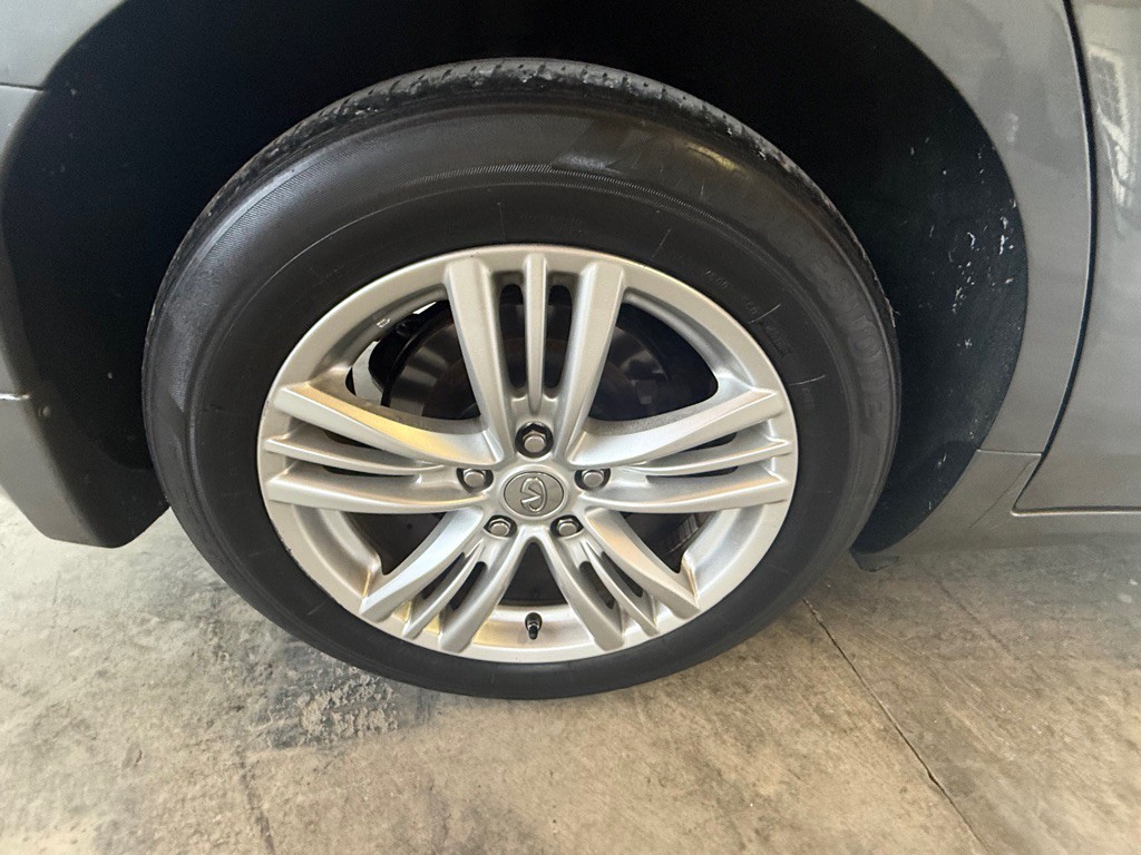 2011 INFINITI G25 Image 27