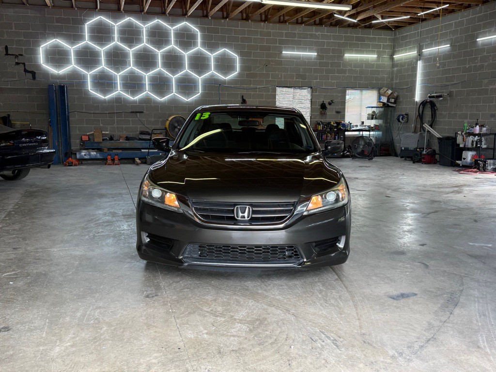 2013 Honda Accord Image 2