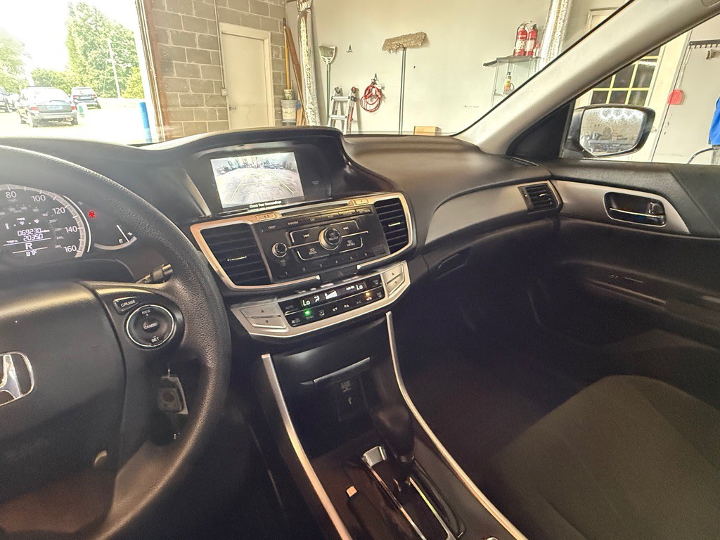 2013 Honda Accord Image 10