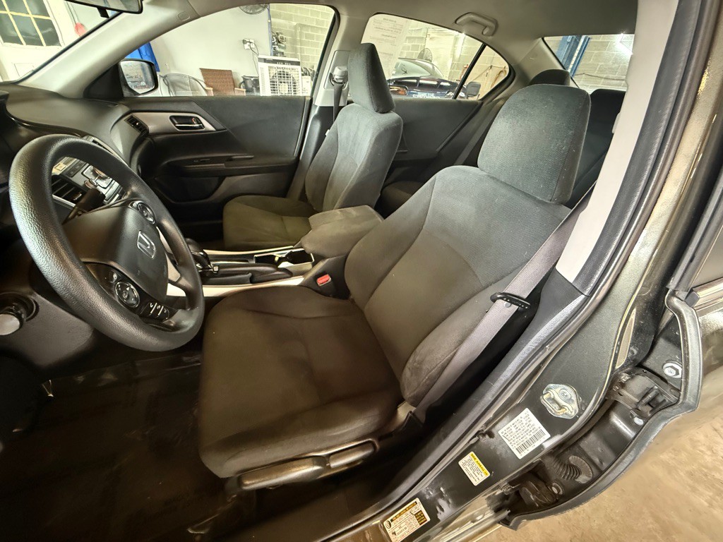 2013 Honda Accord Image 11