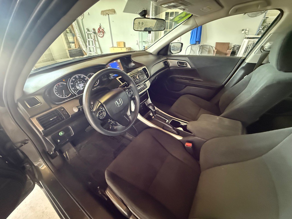 2013 Honda Accord Image 12