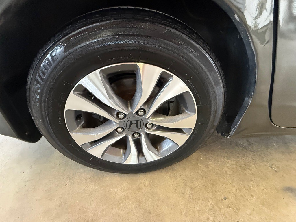 2013 Honda Accord Image 25