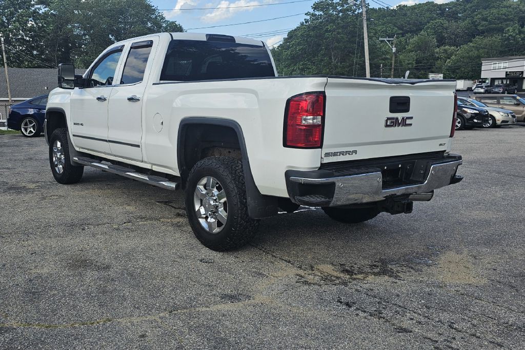 2015 GMC Sierra 2500 Image 3