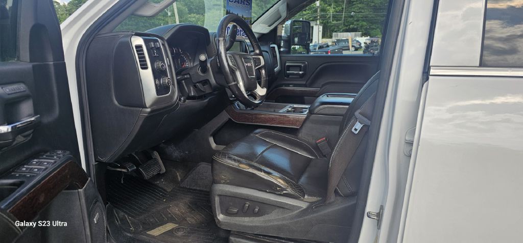 2015 GMC Sierra 2500 Image 7