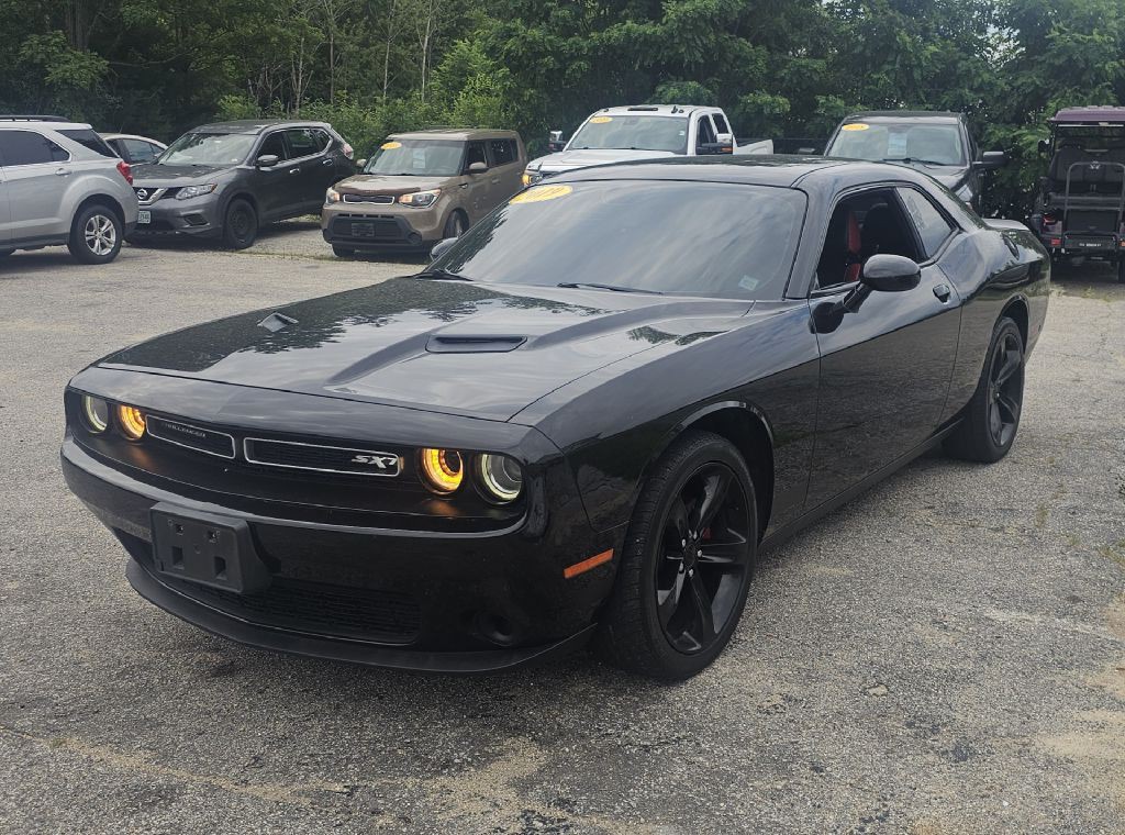 2019 Dodge Challenger Image 2