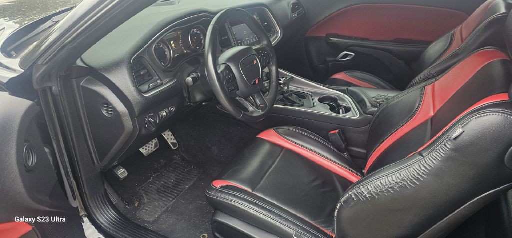 2019 Dodge Challenger Image 6