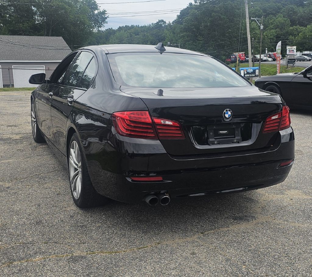 2016 BMW 5 Series Image 3