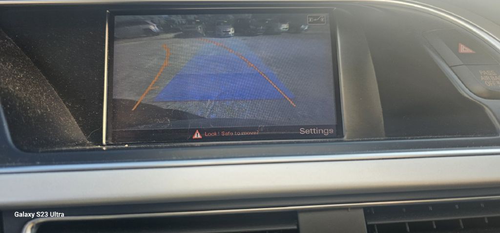 2016 Audi A4 Image 9