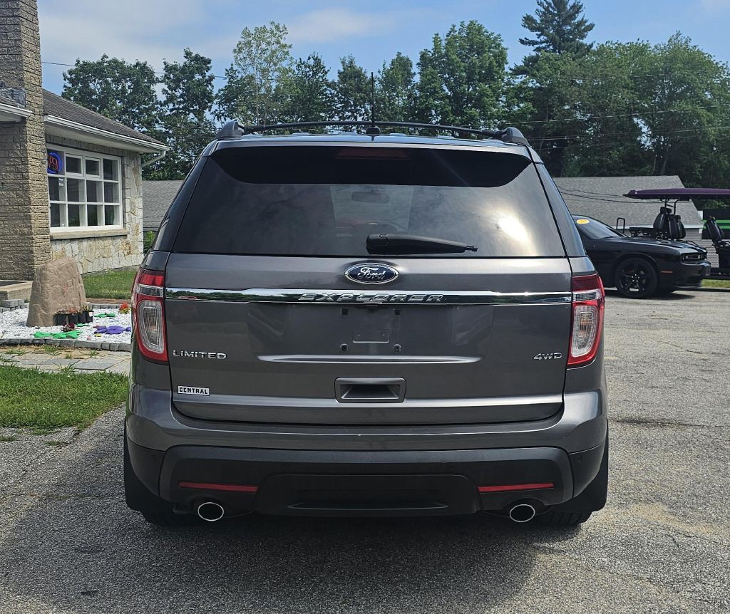 2012 Ford Explorer Image 3