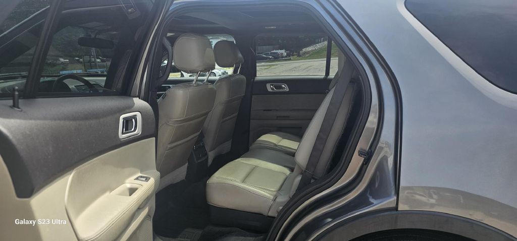 2012 Ford Explorer Image 6
