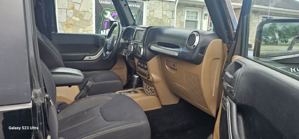 2013 Jeep Wrangler Image 10