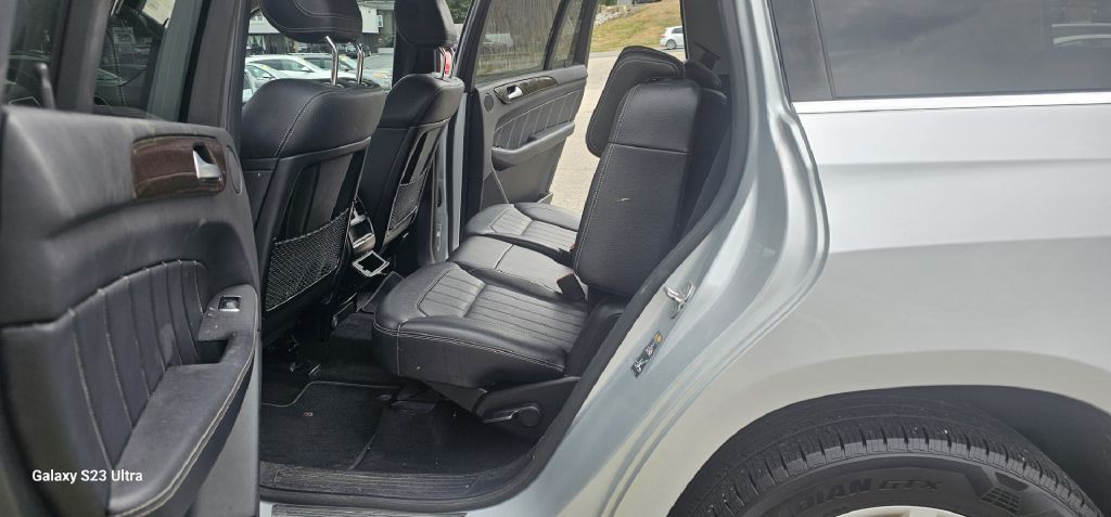 2015 Mercedes-Benz GL-Class Image 6