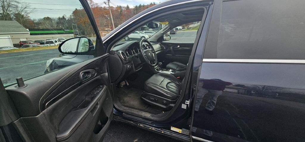 2015 Buick Enclave Image 8