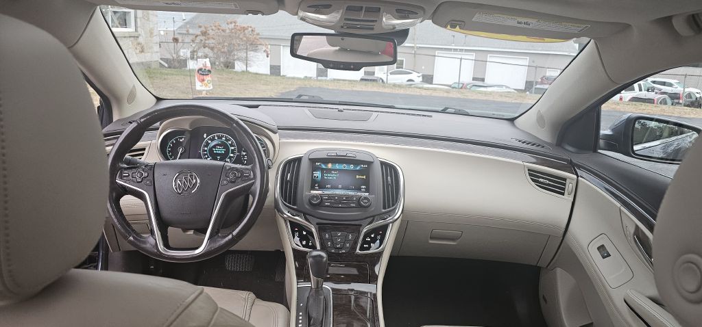 2015 Buick Lacrosse Image 5