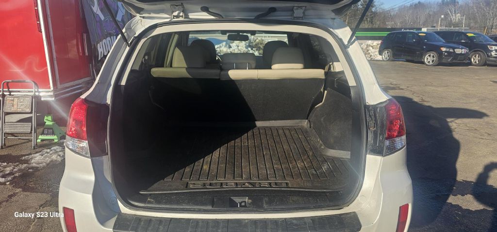 2014 Subaru Outback Image 4