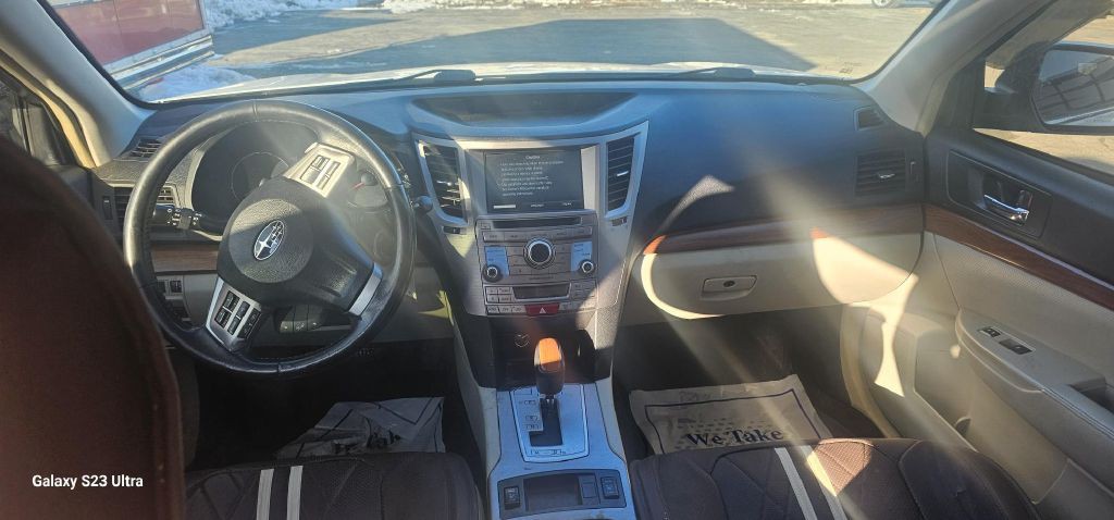 2014 Subaru Outback Image 6