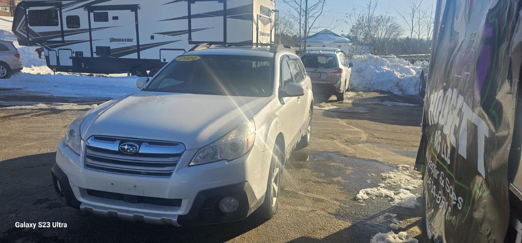 2014 Subaru Outback Image 7