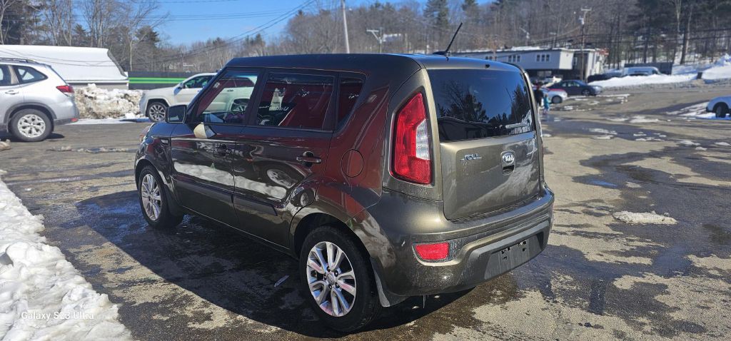 2013 Kia Soul Image 2