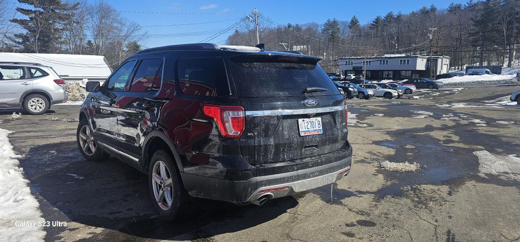 2017 Ford Explorer Image 3