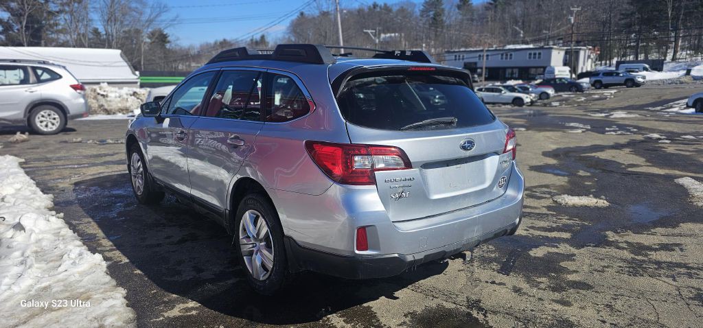 2015 Subaru Outback Image 2