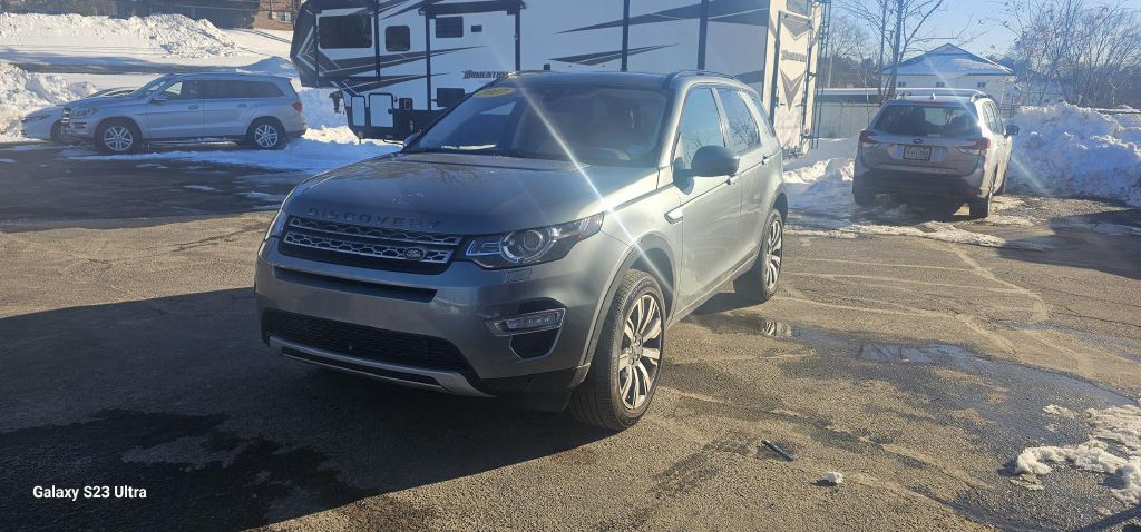 2017 Land Rover Discovery Sport Image 2