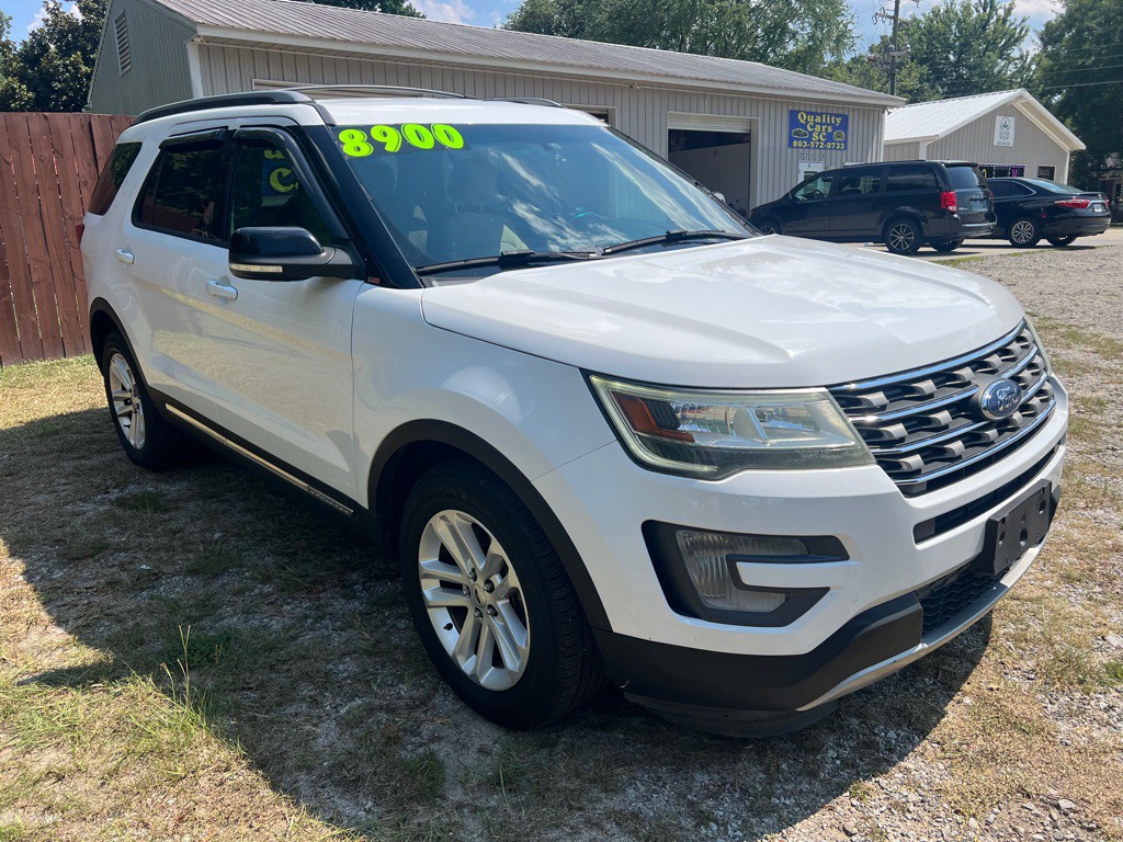 2017 Ford Explorer Image 8