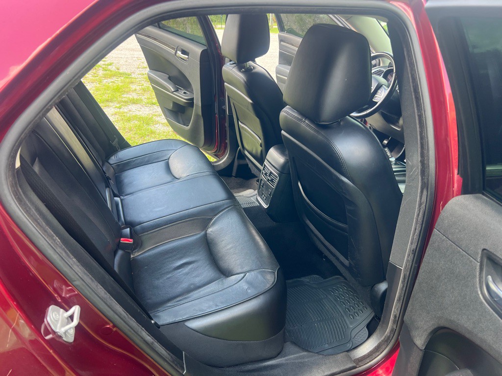 2019 Chrysler 300 Image 11