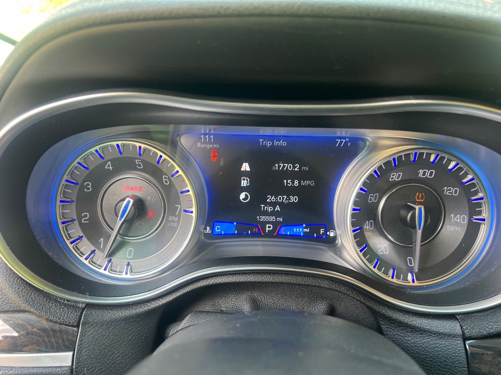 2019 Chrysler 300 Image 15