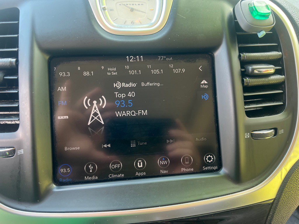 2019 Chrysler 300 Image 16