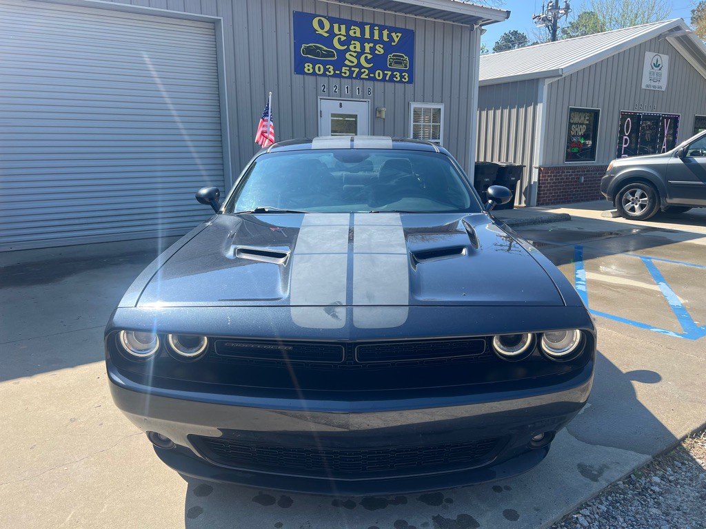 2018 Dodge Challenger Image 1