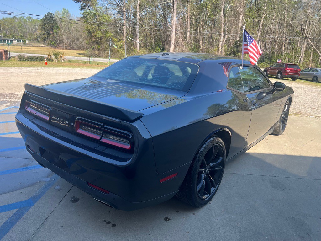 2018 Dodge Challenger Image 6