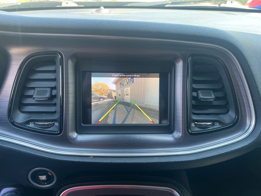 2018 Dodge Challenger Image 9